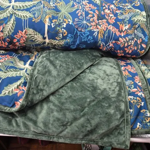 Lush Green Velvet Comforter Double Sided Tropical Distant Lands Verona KING NEW - Picture 3 of 12